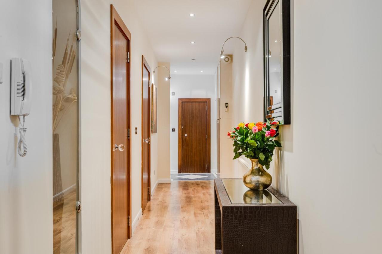 Care Property London- Apartments Exteriér fotografie